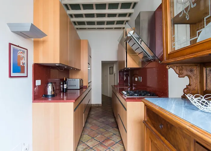 Apartment Pantheon View By Interhome